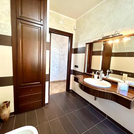 La Cinisara Appartement *